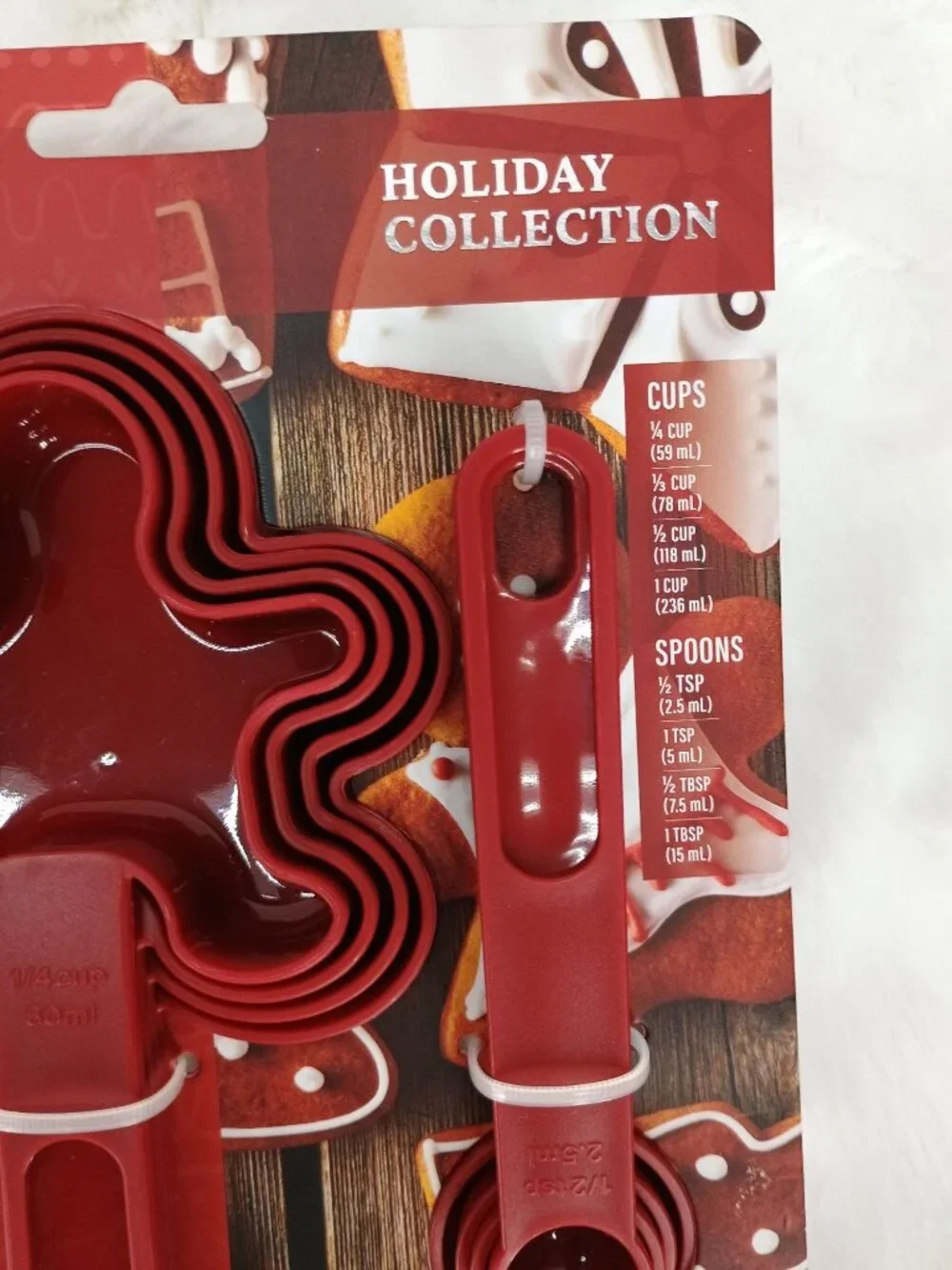 Thyme & Table Holiday Collection 8-Piece Gingerbread Measuring Cups & Spoons Set